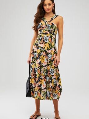 SAYLOR STARLEE DRESS BLACK AND FLORAL DRESS SIZE M